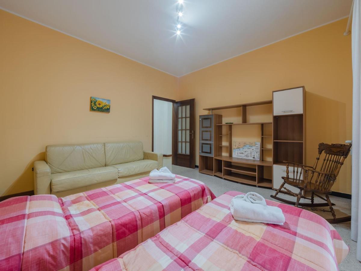 Casa Di Maty - Cozy Apartment With Balcony La Spezia Buitenkant foto